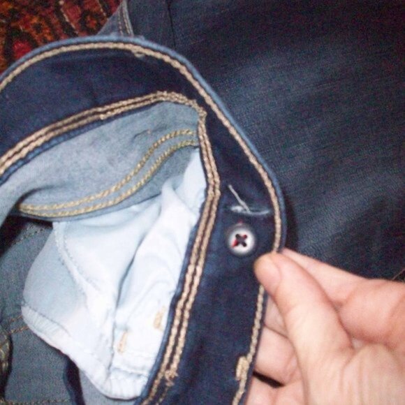 Jordache Denim Mid Rise Skinny Stretch Jeans. Dark Wash, Size 18. Waist Adjuster - Picture 8 of 11